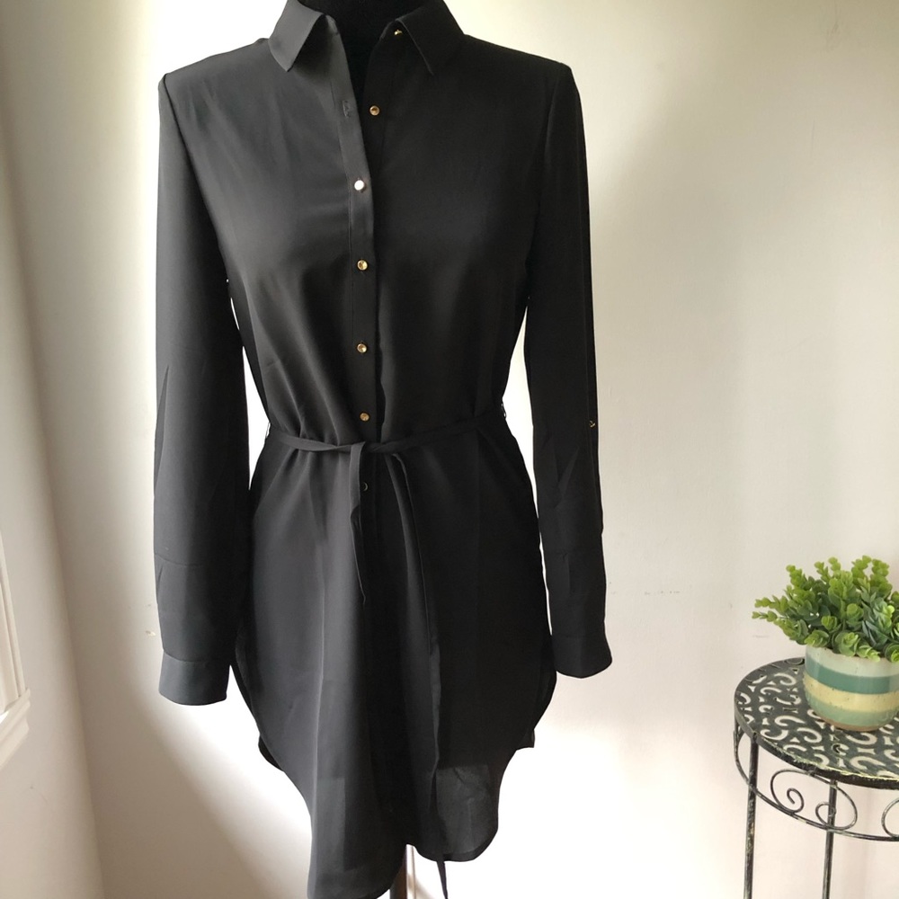 NWOT Le Chateau Black Blouse